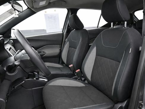 Used 2020 Nissan Kicks S FWD image 10