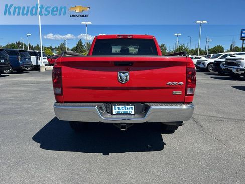 Used 2011 RAM 1500 ST w/ ST Popular Equipment Group AWD/4WD image 6