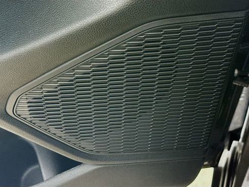 Used 2023 Jeep Grand Cherokee Laredo image 20