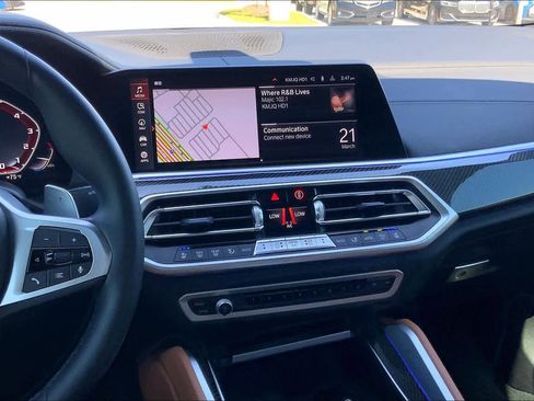 Certified 2023 BMW X6 M50i w/ Executive Package image 6