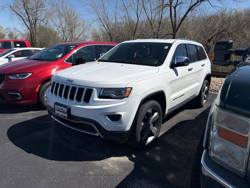 Used 2014 Jeep Grand Cherokee Limited w/ Luxury Group II image 3