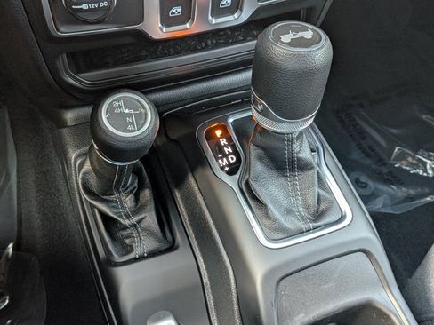 Used 2026 Jeep Wrangler Sport AWD/4WD image 13