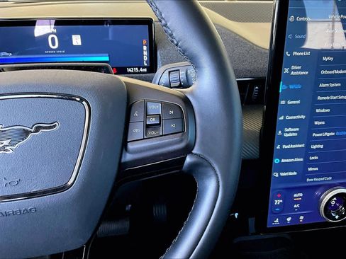 Used 2024 Ford Mustang Mach-E Premium image 25