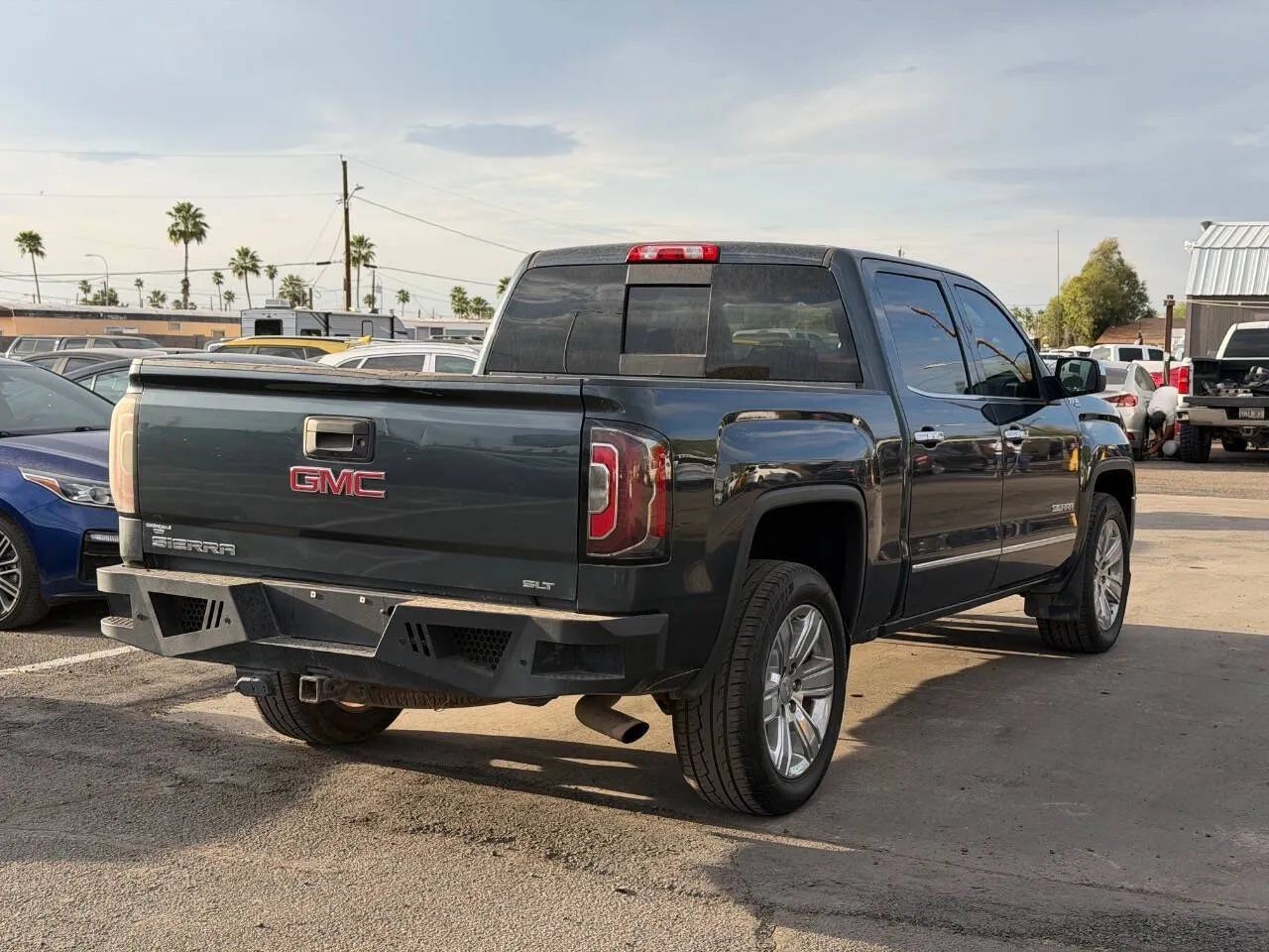 Used 2017 GMC Sierra 1500 SLT AWD/4WD image 10