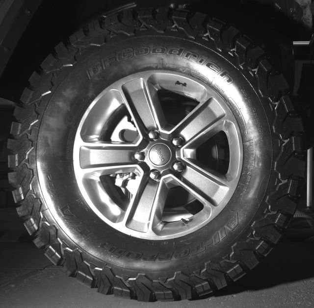 Used 2018 Jeep Wrangler Unlimited Sahara AWD/4WD image 22