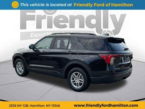 Used 2026 Ford Explorer Active AWD/4WD image 5