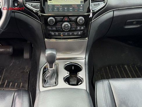 Used 2021 Jeep Grand Cherokee High Altitude AWD/4WD image 17