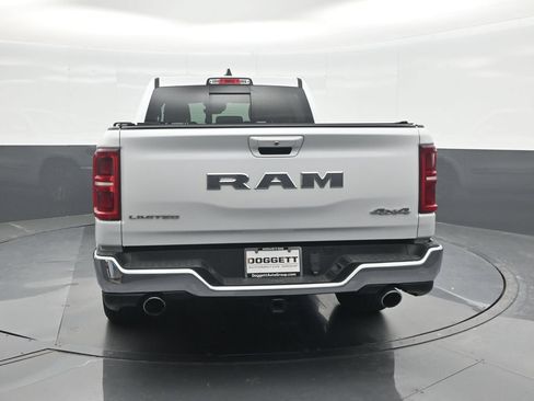 Used 2025 RAM 1500 Limited AWD/4WD image 17
