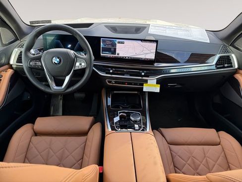 New 2026 BMW X5 xDrive50e w/ Climate Comfort Package AWD/4WD image 10
