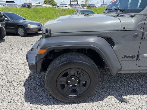 Used 2023 Jeep Wrangler Unlimited Sport AWD/4WD image 19