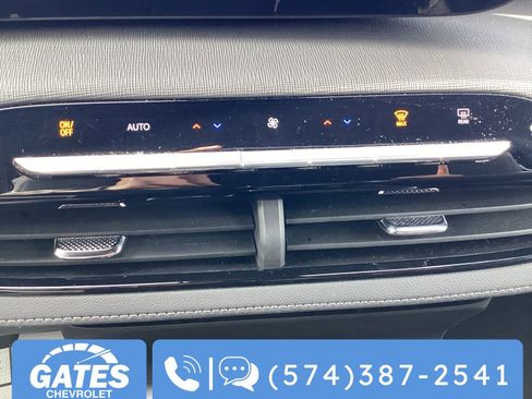 Used 2025 Buick Enclave Preferred image 25