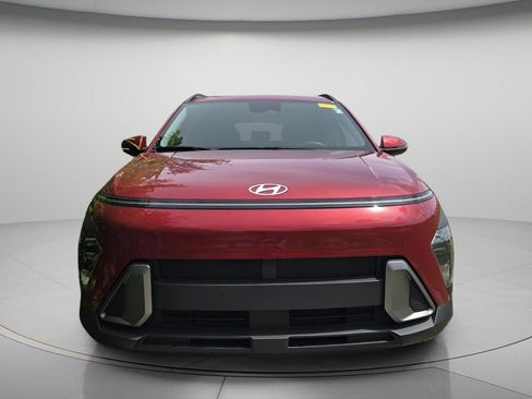 Used 2024 Hyundai Kona SEL w/ Convenience Package AWD/4WD image 3