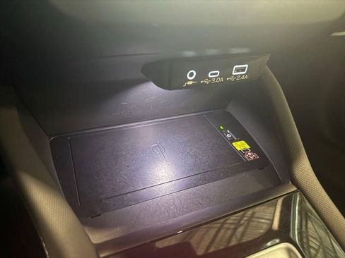 Certified 2025 Subaru Forester Premium image 13