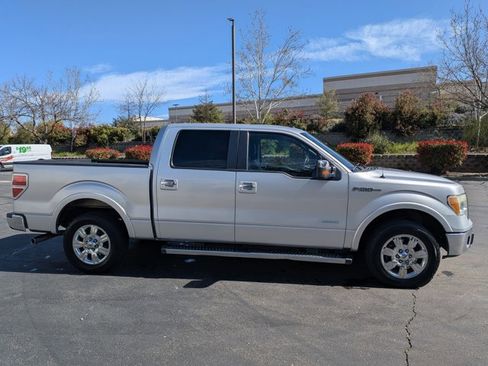 Used 2012 Ford F150 Lariat w/ Lariat Chrome Pkg image 4