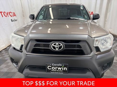 Used 2012 Toyota Tacoma 4x4 Access Cab w/ Convenience Pkg image 2
