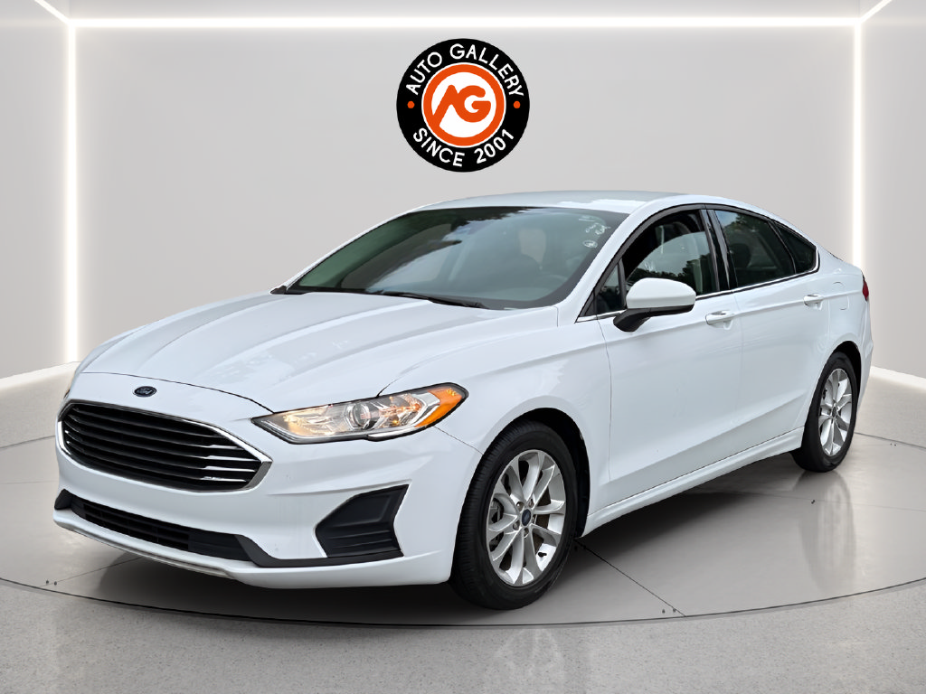 Used 2019 Ford Fusion SE FWD image 3
