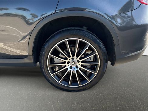 Used 2022 Mercedes-Benz GLC 300 image 11