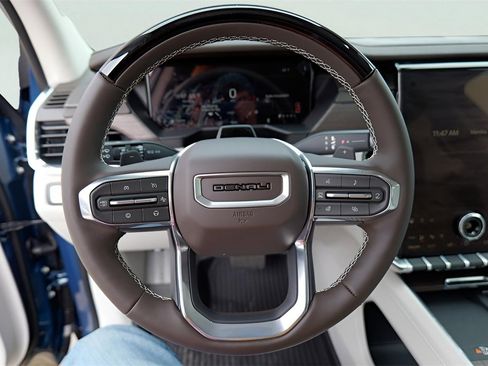 New 2026 GMC Acadia Denali image 11