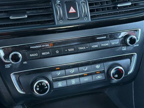 Used 2019 Kia Optima LX FWD image 19