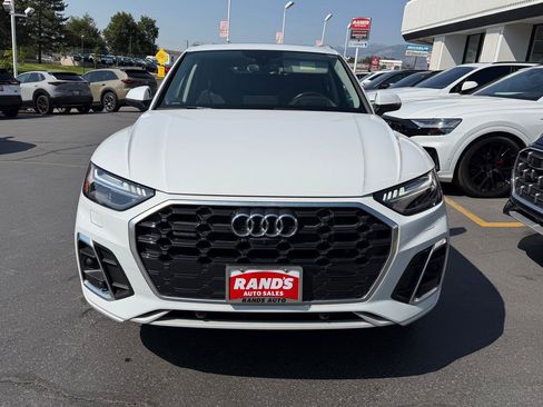 Used 2022 Audi Q5 e Prestige AWD/4WD image 12