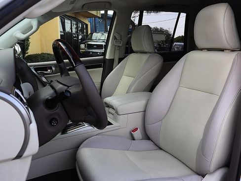 Used 2018 Lexus GX 460 Premium AWD/4WD image 11