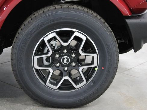 New 2026 Ford Bronco Outer Banks image 11