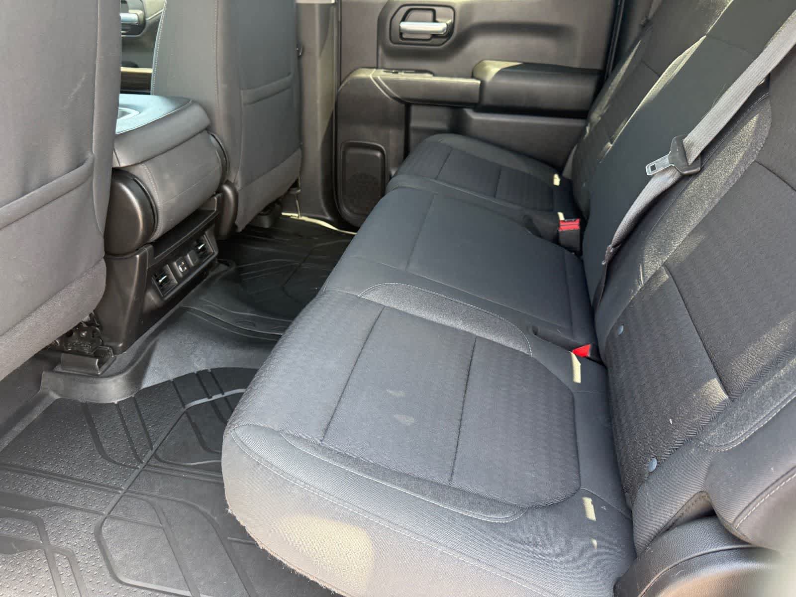 Used 2021 Chevrolet Silverado 1500 LT AWD/4WD image 29