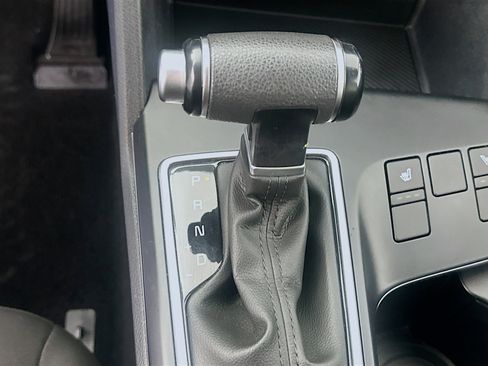 Used 2025 Kia Sportage LX image 23