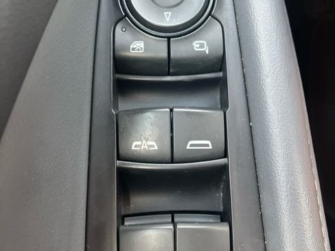 Used 2021 Buick Enclave Premium w/ Sun and Sites Package AWD/4WD image 14