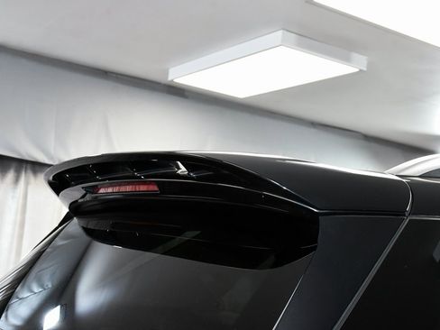 Used 2024 Mercedes-Benz GLE 350 4MATIC image 90