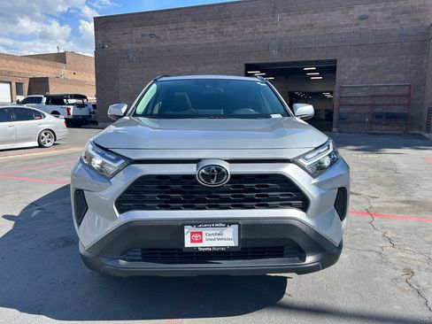 Used 2024 Toyota RAV4 XLE AWD/4WD image 8