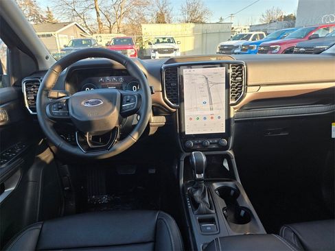 New 2025 Ford Ranger Lariat w/ Convenience Package image 9