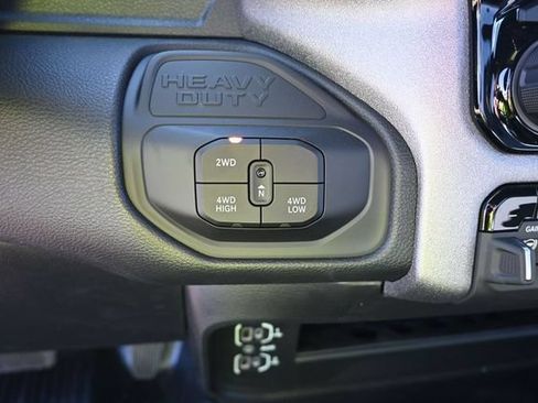 New 2026 RAM 5500 Tradesman AWD/4WD image 32