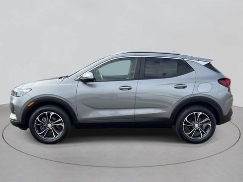 Used 2023 Buick Encore GX Select w/ Safety Package II AWD/4WD image 2