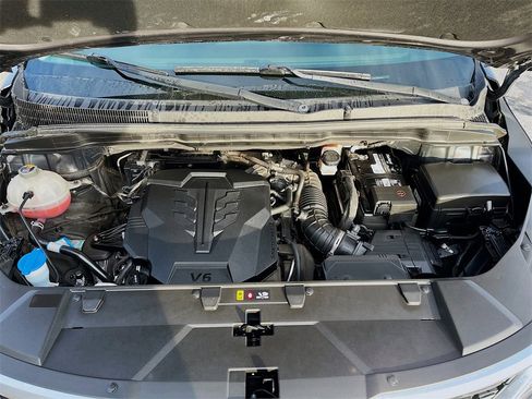 Used 2022 Kia Carnival SX Prestige image 34