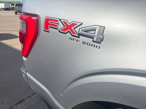 Used 2022 Ford F150 Lariat w/ Equipment Group 502A High AWD/4WD image 7