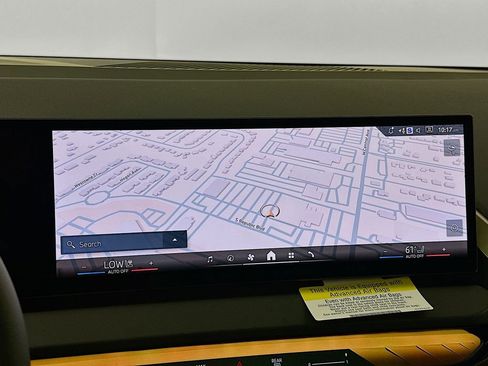 Used 2025 BMW X3 xDrive30i w/ Premium Package image 15