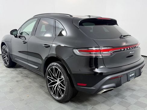 Certified 2026 Porsche Macan AWD/4WD image 3