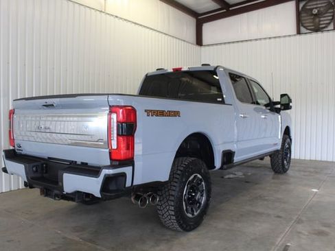 Used 2024 Ford F250 Platinum w/ Tremor Off-Road Package AWD/4WD image 6