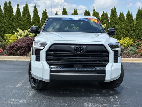 Used 2025 Toyota Tundra Limited w/ Nightshade Package AWD/4WD image 5