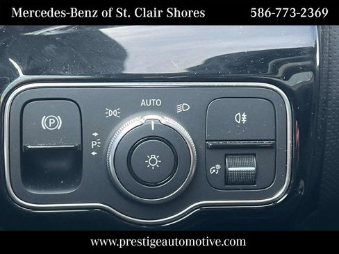 Used 2023 Mercedes-Benz CLA 250 4MATIC image 33