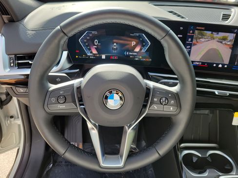 New 2026 BMW X2 xDrive28i w/ Convenience Package AWD/4WD image 17