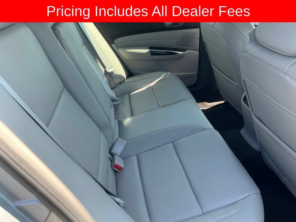 Used 2018 Acura TLX w/ Technology Package FWD image 20