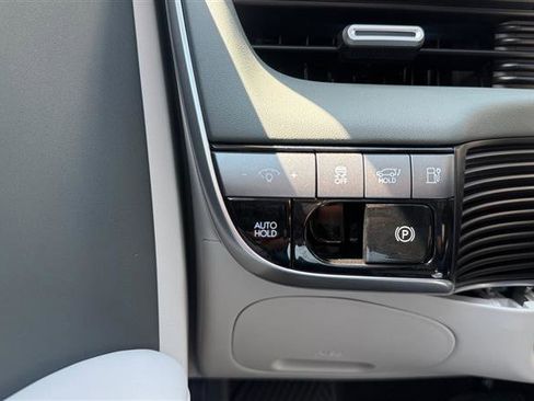 Used 2025 Hyundai Ioniq 5 Limited RWD image 38