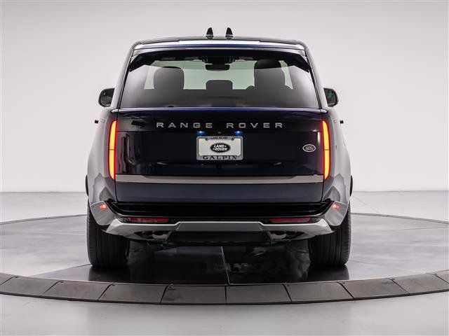 Used 2023 Land Rover Range Rover SE AWD/4WD image 4