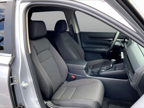 Used 2026 Honda CR-V LX image 8