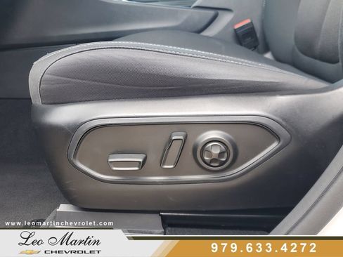 Used 2023 Jeep Grand Cherokee L Laredo RWD image 16