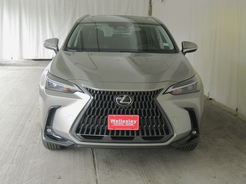Used 2023 Lexus NX 350 AWD image 4