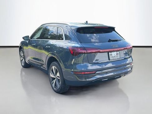 Used 2024 Audi Q8 e-tron Premium Plus w/ Premium Plus Package AWD/4WD image 5