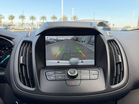 Used 2019 Ford Escape SE image 29